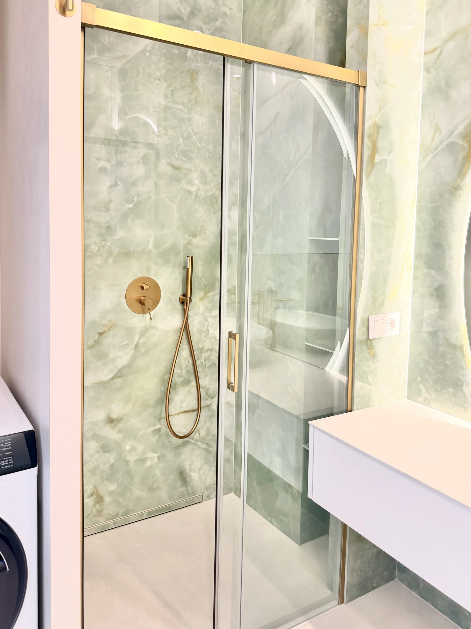 26 Przestronny apartament z dwiema sypialniami i tarasem w Vista Mar 9, Los Abrigos, Teneryfa
