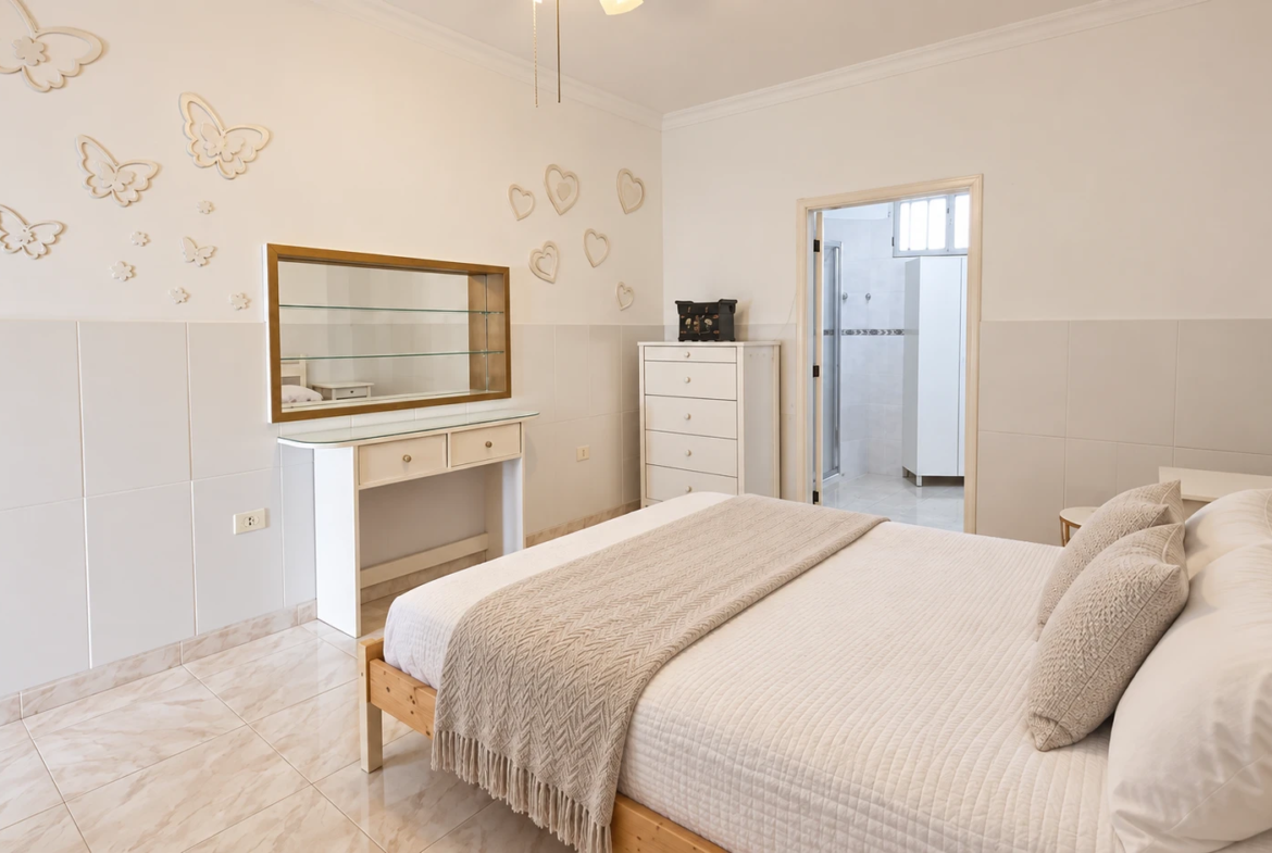 Ekskluzywny bungalow z 3 sypialniami, ogrodem i basenem blisko plaży i wydm w Playa del Inglés