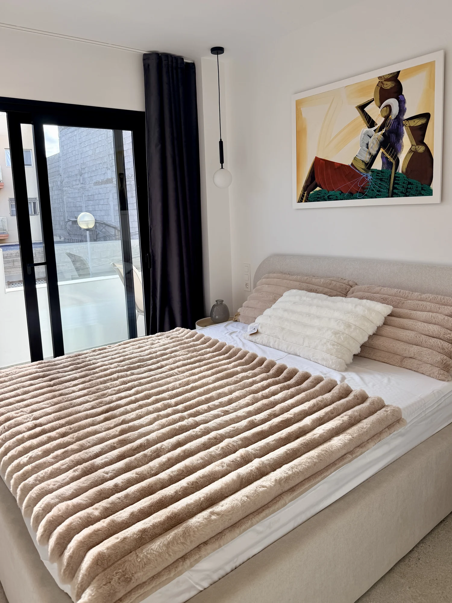 28 Kompaktowy apartament z dwiema sypialniami i balkonem w Vista Mar 9