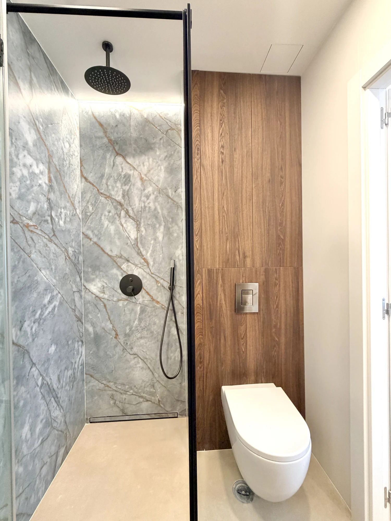 28 Nowoczesny apartament z przestronnym balkonem w Vista Mar 9