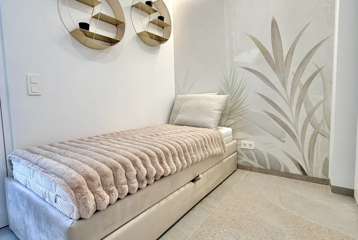 Kompaktowy apartament z dwiema sypialniami i balkonem w Vista Mar 9