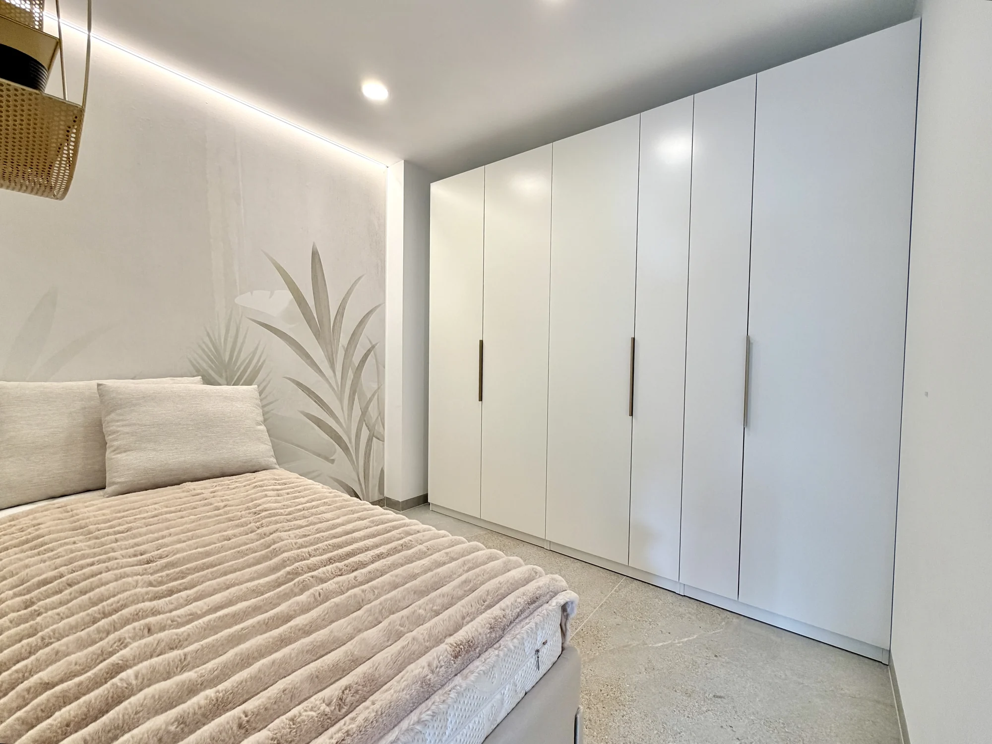 30 Kompaktowy apartament z dwiema sypialniami i balkonem w Vista Mar 9