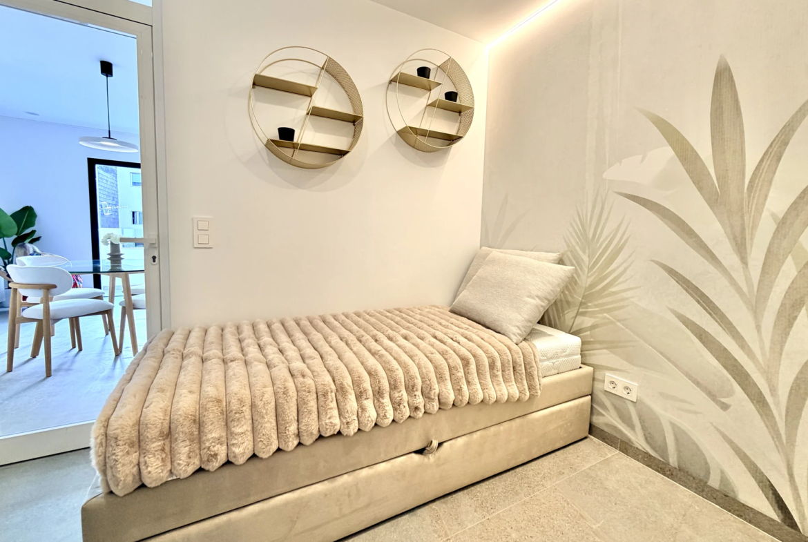 Kompaktowy apartament z dwiema sypialniami i balkonem w Vista Mar 9