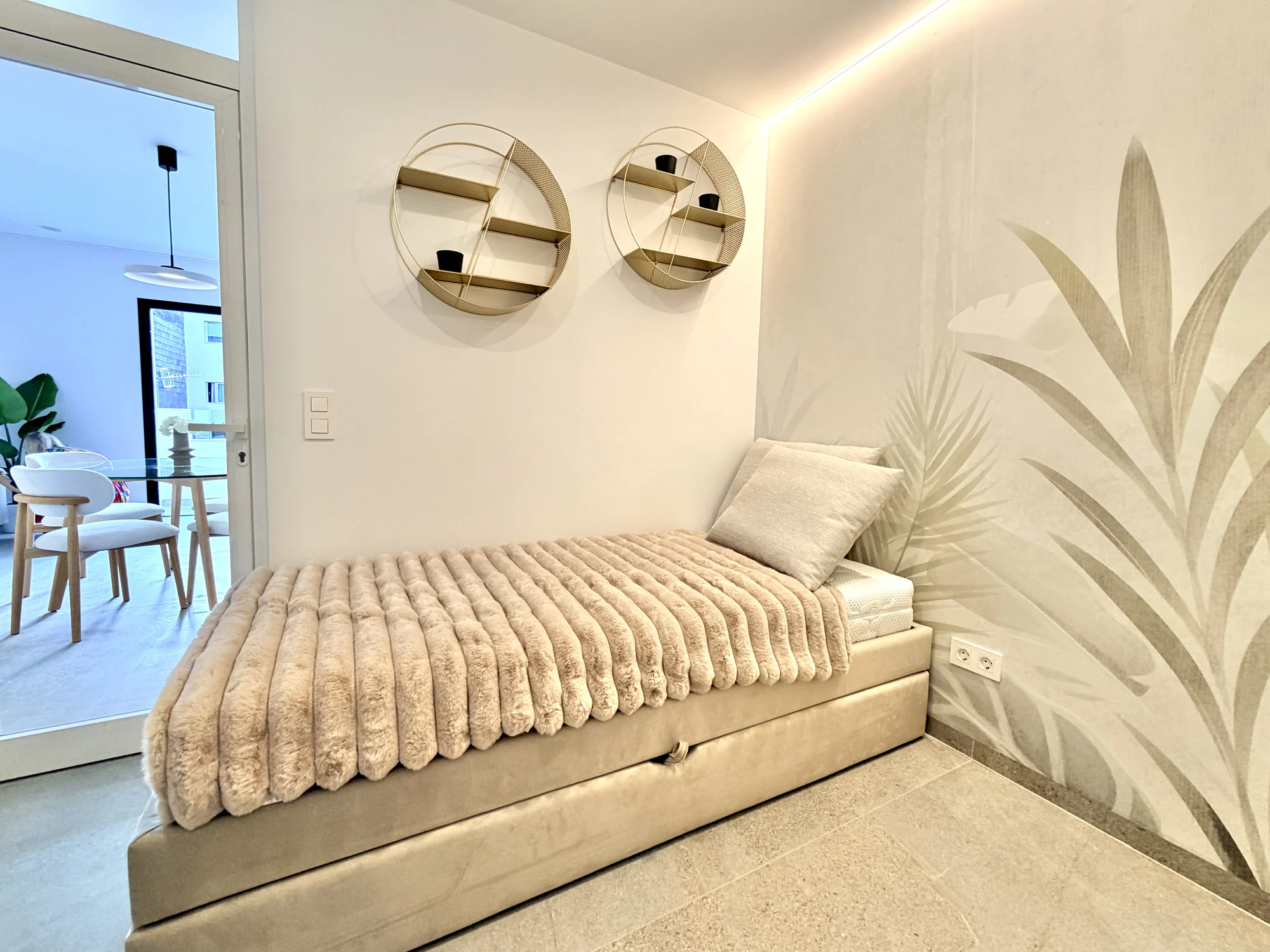 31 Kompaktowy apartament z dwiema sypialniami i balkonem w Vista Mar 9