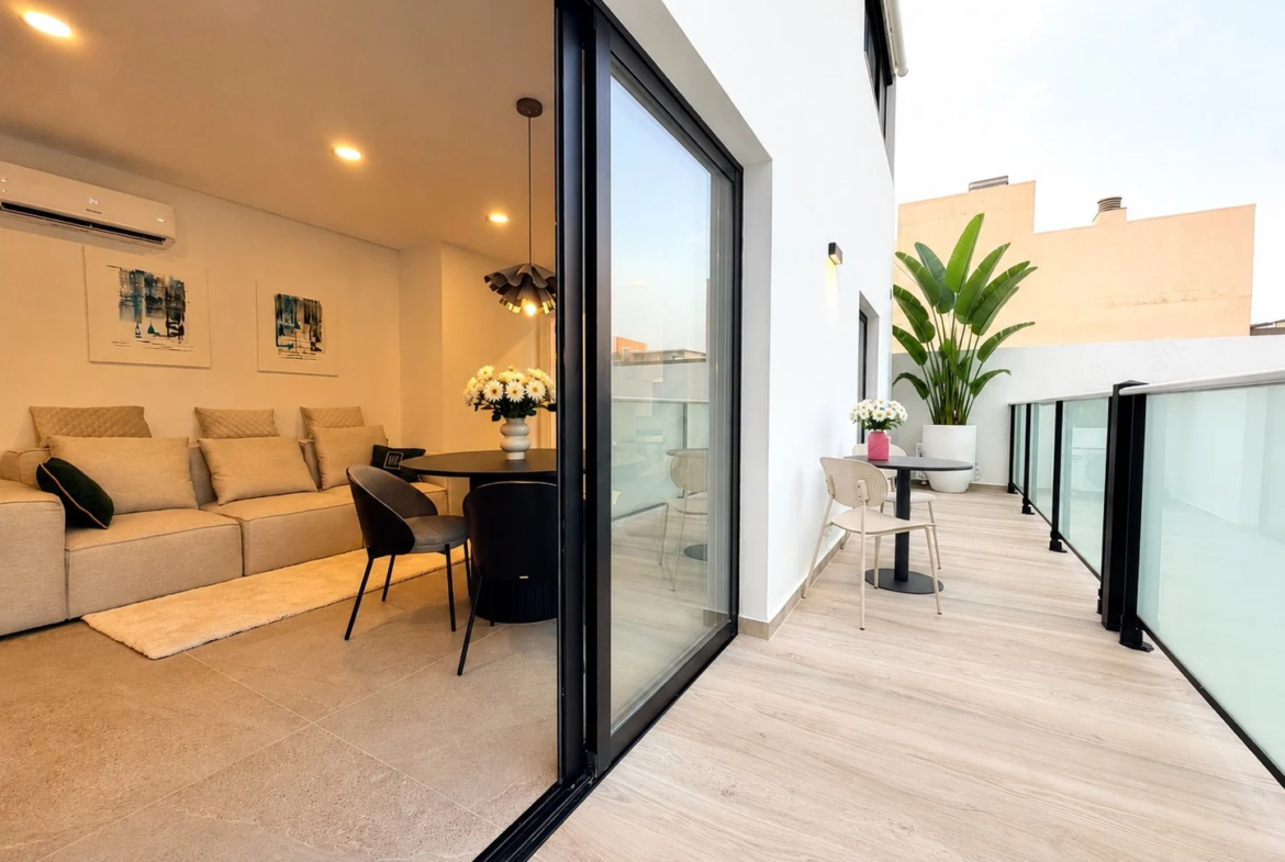 Nowoczesny apartament z przestronnym balkonem w Vista Mar 9