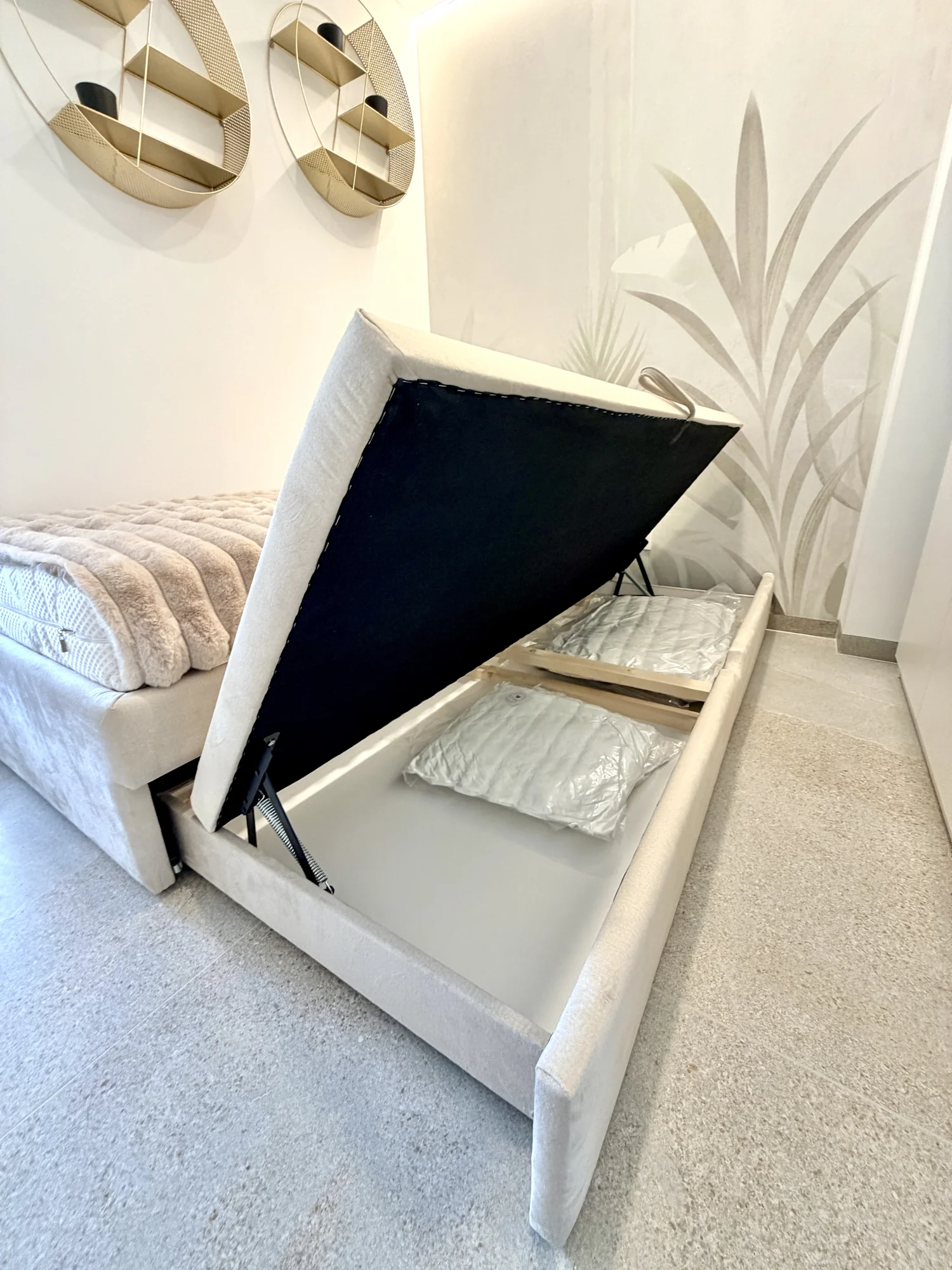 33 Kompaktowy apartament z dwiema sypialniami i balkonem w Vista Mar 9