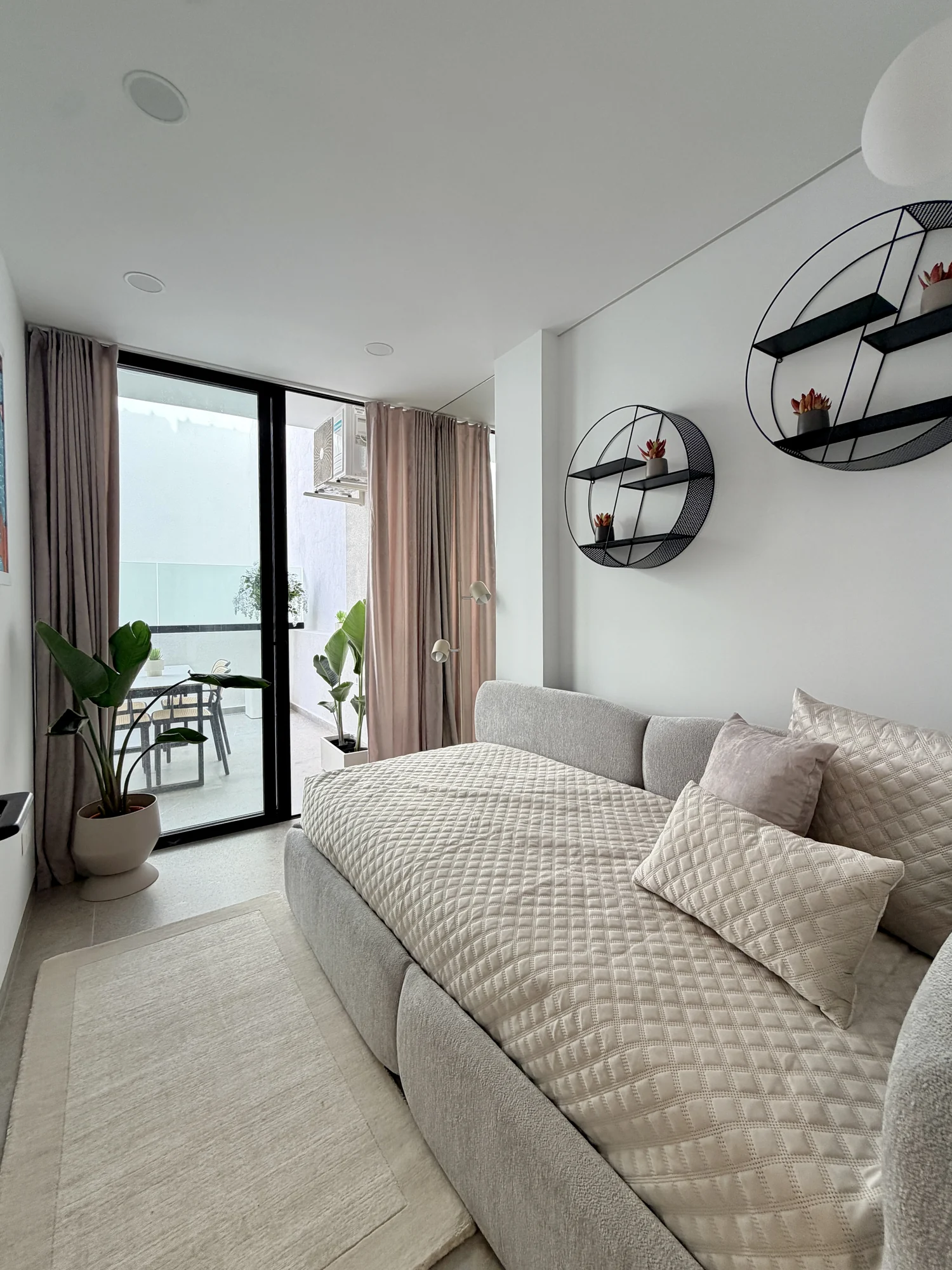 35 Apartament z dwiema sypialniami i dużym tarasem w Vista Mar 9