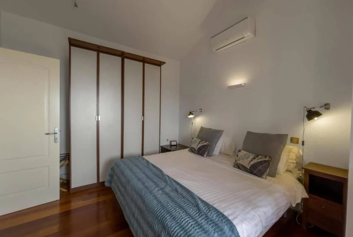 Kameralny hotel z basenem przy polu golfowym w Santa Brígida