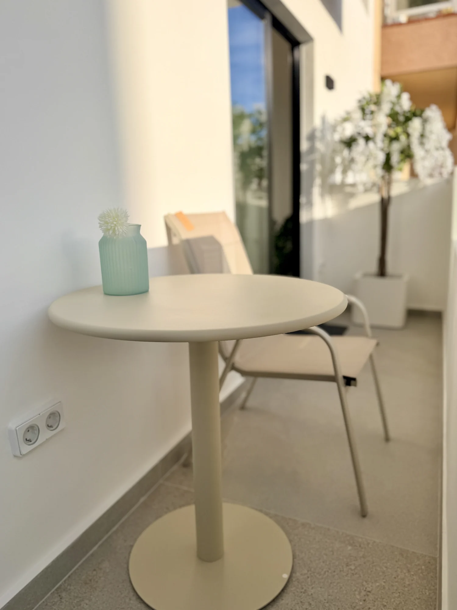 37 Kompaktowy apartament z dwiema sypialniami i balkonem w Vista Mar 9