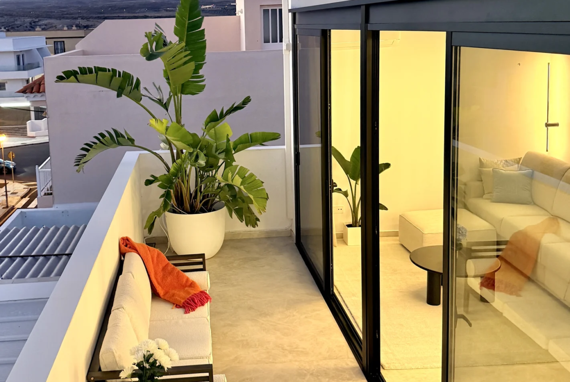Penthouse z tarasem panoramicznym w Vista Mar 9 w Los Abrigos