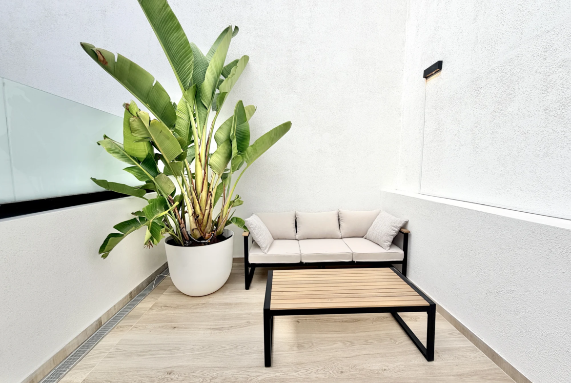 Przestronny apartament z dwiema sypialniami i tarasem w Vista Mar 9, Los Abrigos, Teneryfa