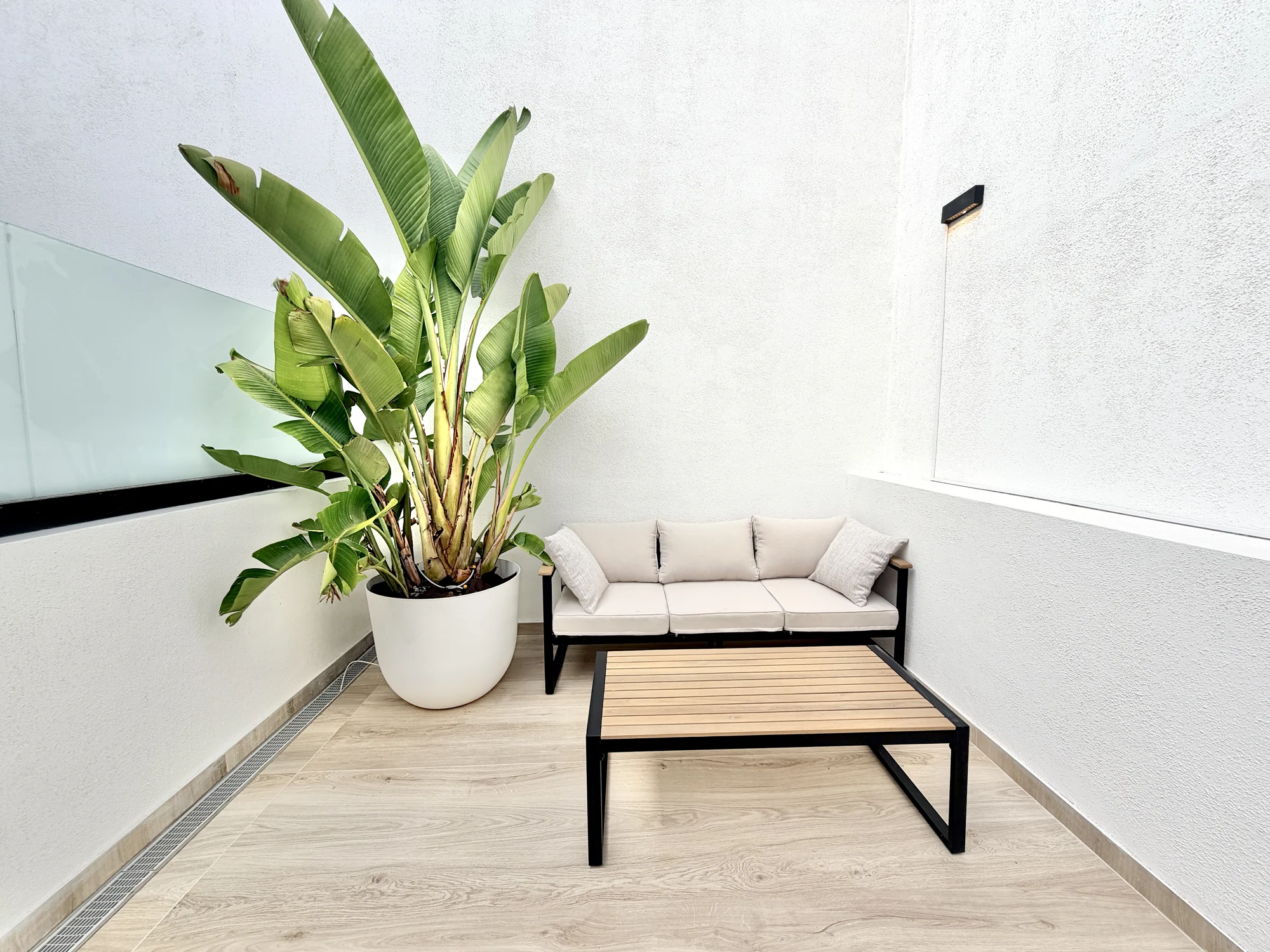 38 Przestronny apartament z dwiema sypialniami i tarasem w Vista Mar 9, Los Abrigos, Teneryfa