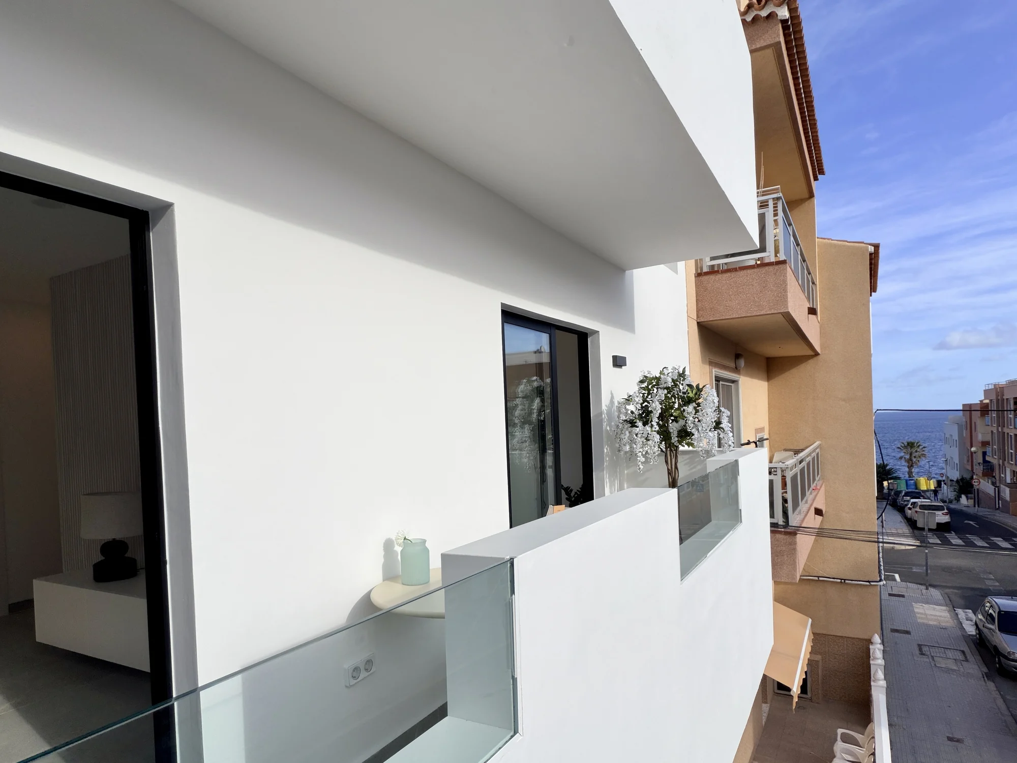 38 Kompaktowy apartament z dwiema sypialniami i balkonem w Vista Mar 9