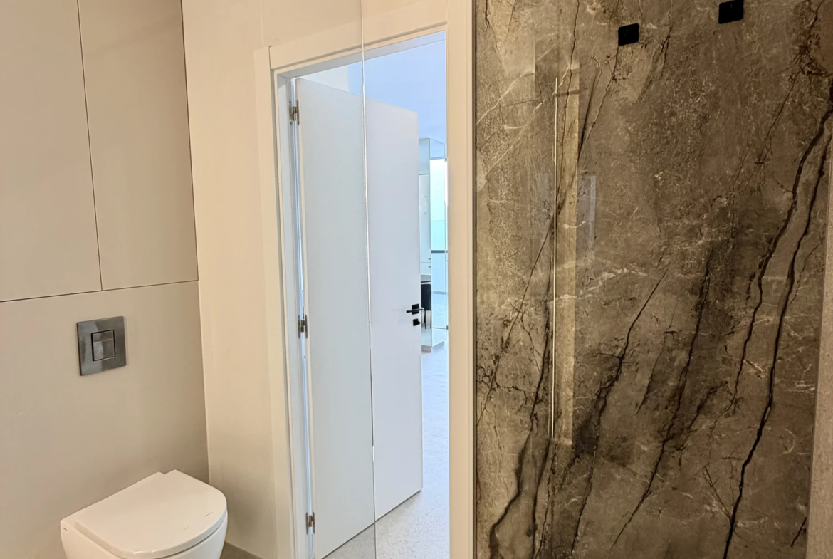 Apartament z dwiema sypialniami i dużym tarasem w Vista Mar 9