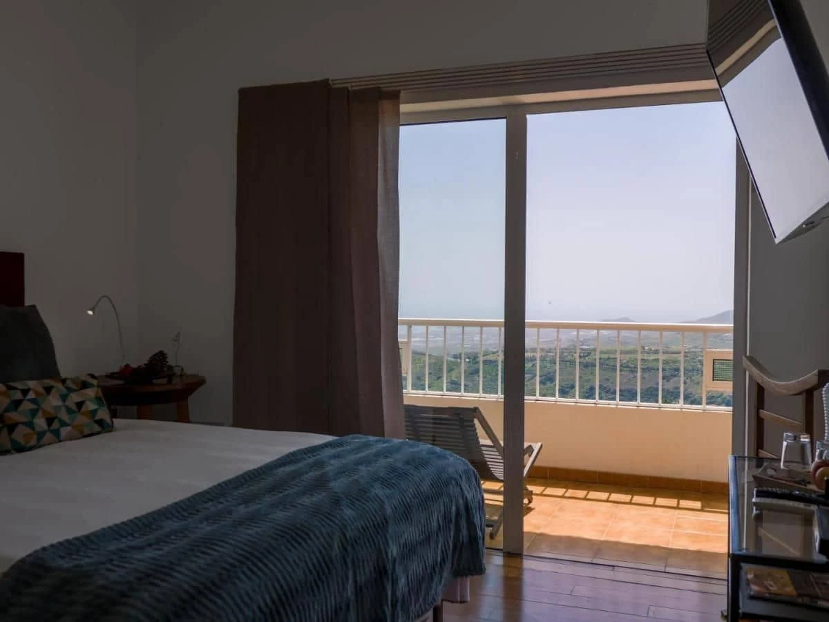 43 Kameralny hotel z basenem przy polu golfowym w Santa Brígida