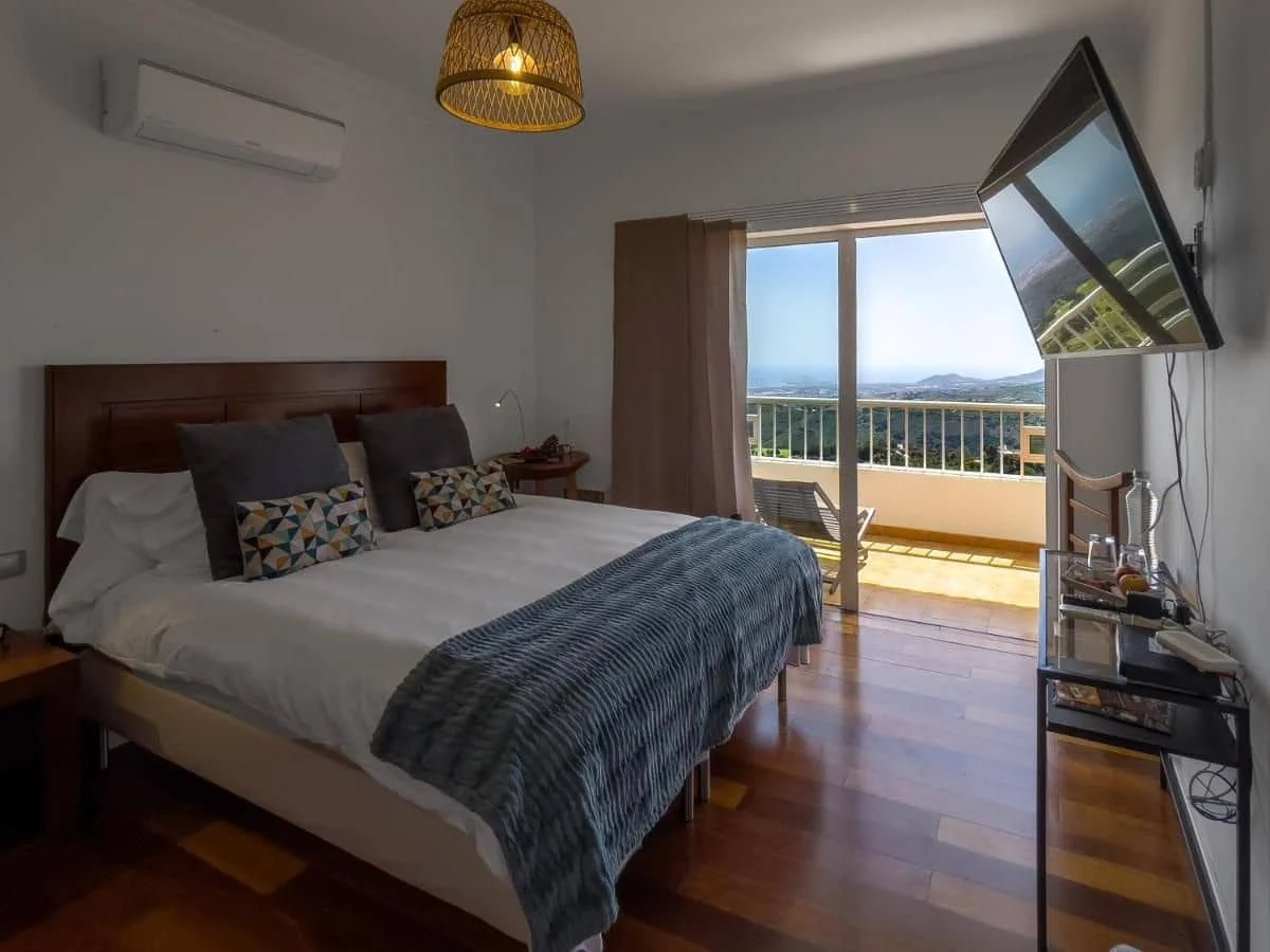 48 Kameralny hotel z basenem przy polu golfowym w Santa Brígida