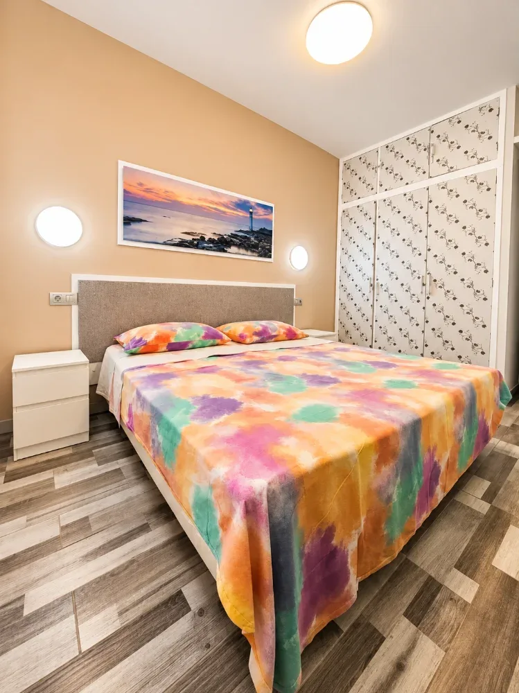 07 Odnowiony apartament z tarasem i basenem w Puerto Rico
