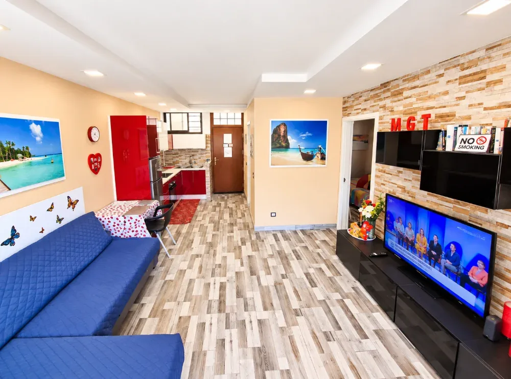 Odnowiony apartament z tarasem i basenem w Puerto Rico