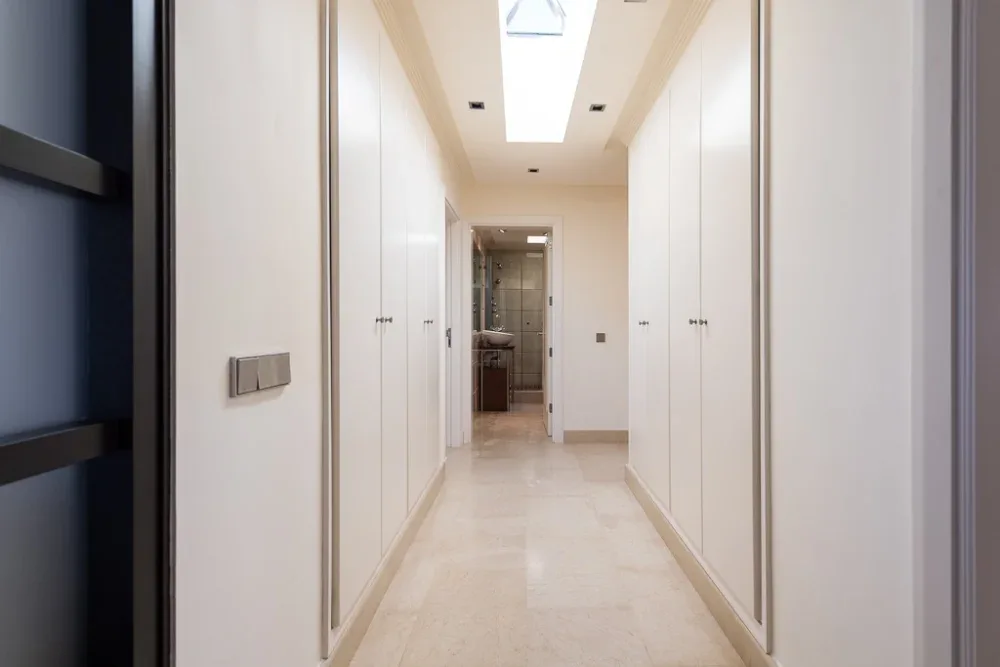 Dom w pierwszej linii brzegowej z niezależnym apartamentem w San Agustín