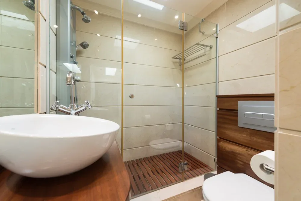 Dom w pierwszej linii brzegowej z niezależnym apartamentem w San Agustín